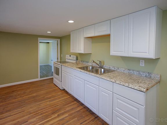 164 n kalamazoo-105