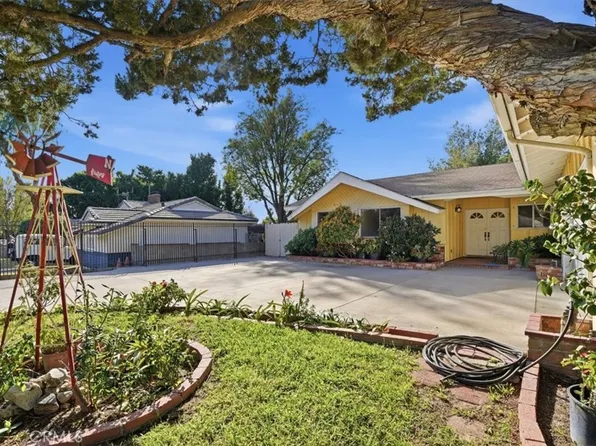 11357 Orcas Ave, Sylmar, CA 91342