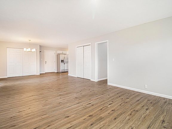 4th image of 1407 Orkney Ct