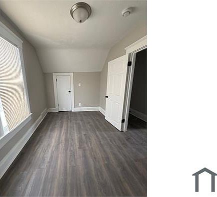 4th image of 2887 E 64th St