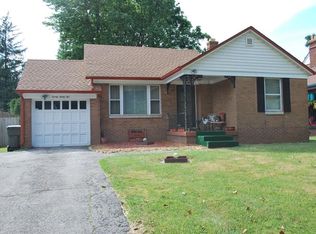 2032 Cold Spring Rd, Indianapolis, IN 46222