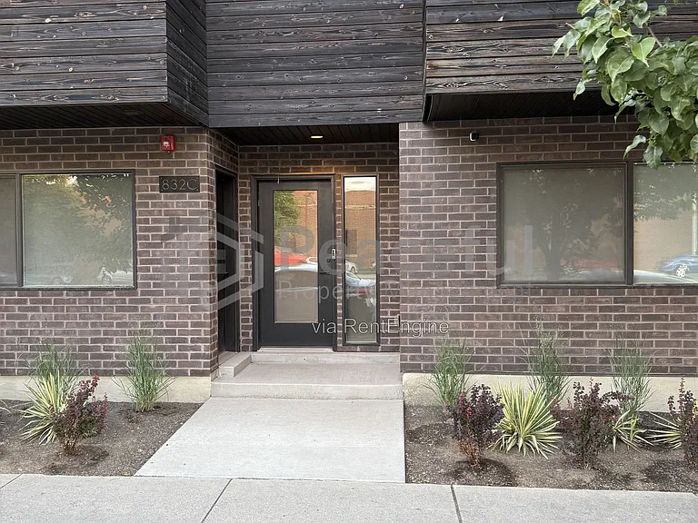 832 S West Temple St — Photo 1