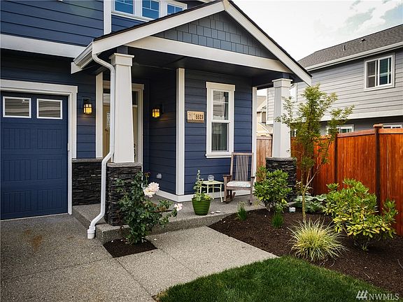 3rd image of 5529 James Pl SE