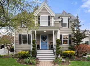 22 Grant St, Needham, MA 02492