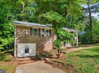 6444 Fleur De Lis Dr, Forest Park, GA 30297