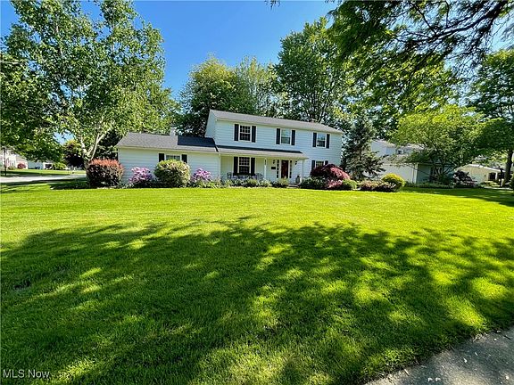 3rd image of 31155 Kimerly Dr