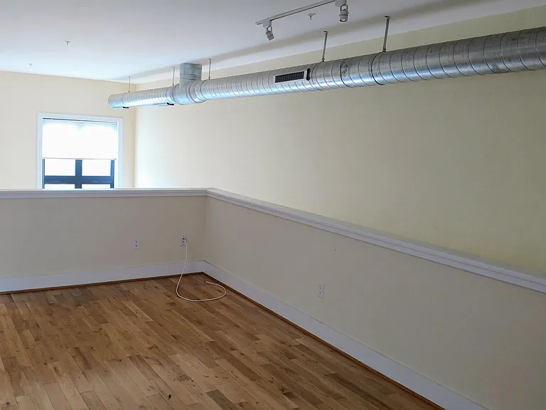 Master bedroom (loft)