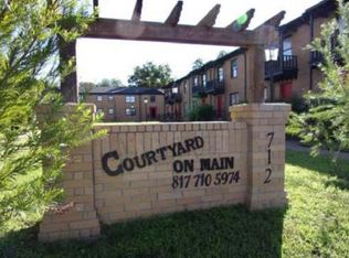 712 N Main St APT C1, Cleburne, TX 76033