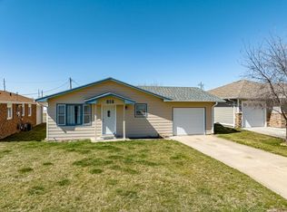 816 S York Ave, North Platte, NE 69101