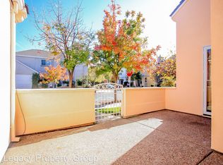 120 Whits Rd, Mountain View, CA 94040