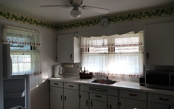4th image of 1012 3rd Ave