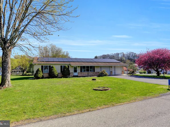 154 Henry St, Mifflintown, PA 17059