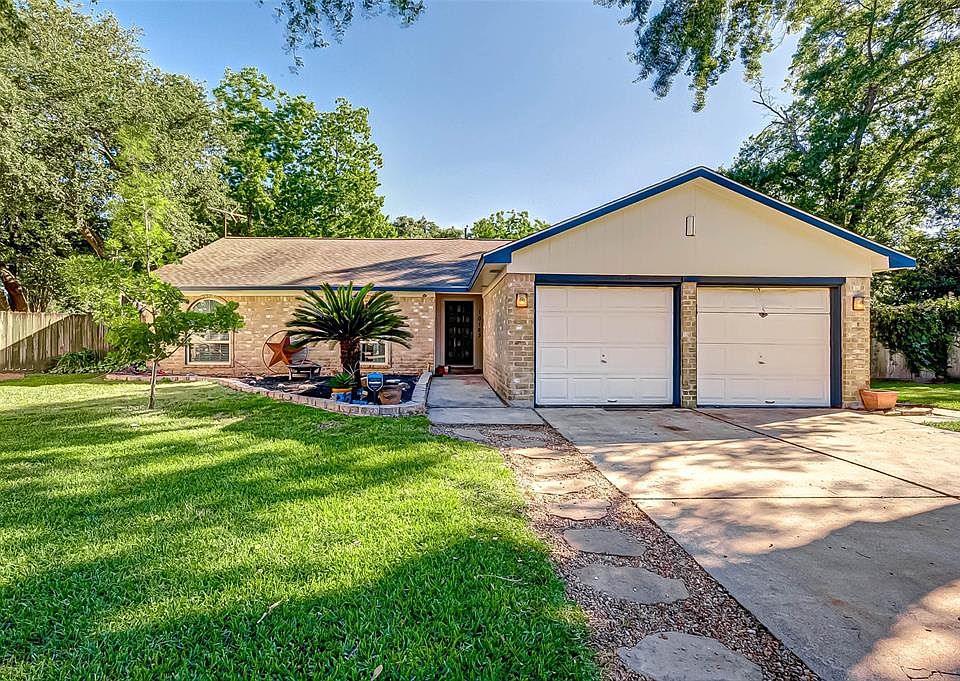 1st image of 10123 Grassy Cove Dr