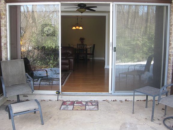 Patio (Exterior rear)