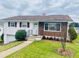 63 Fernwood Ave, Wheeling, WV