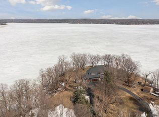 5112 S Lake Shore Dr, Maple Plain, MN 55359