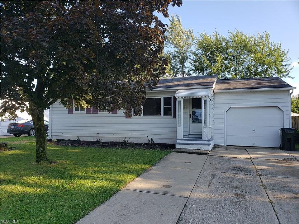 1st image of 829 Hollywood Dr