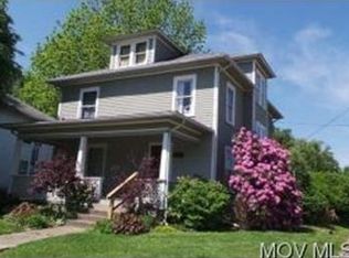 115 Elm St, Belpre, OH 45714