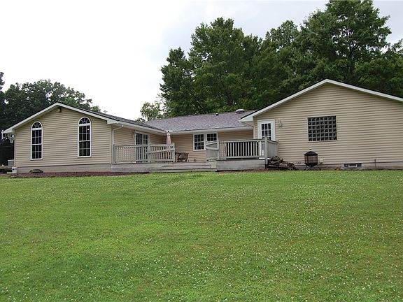 3rd image of 309 Conestoga Trl