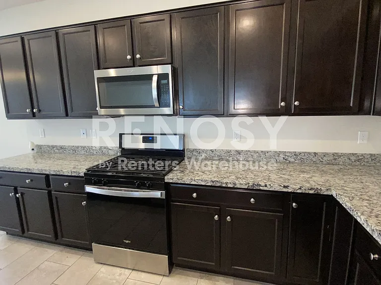734 W Nova Pl — Photo 10