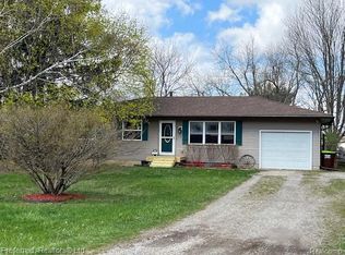 5242 Osburn Dr, Tecumseh, MI