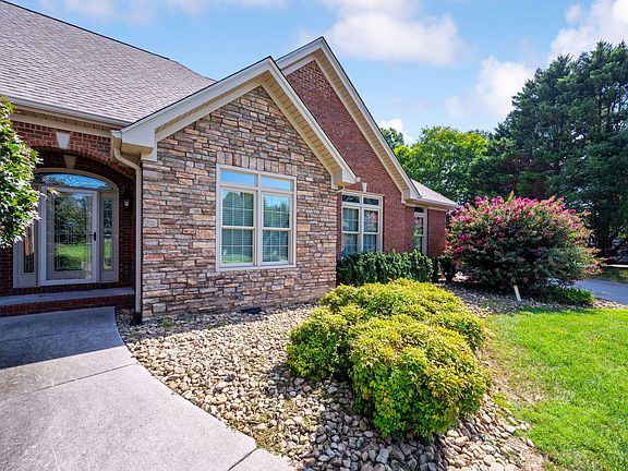 5th image of 9749 Stone Mist Ln
