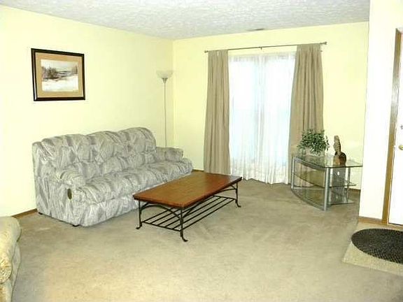 5th image of 4007 Deer Lake Way