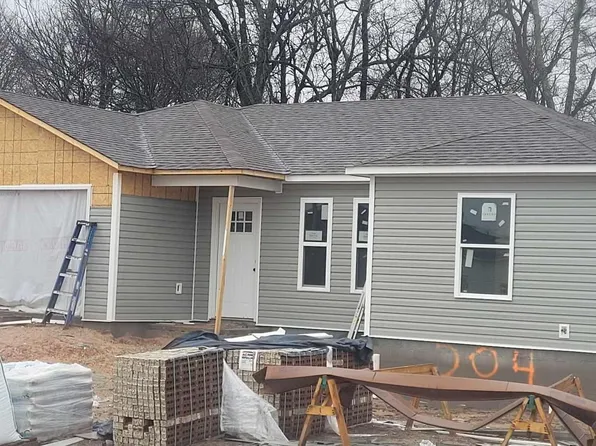 204 Formon Dr, Paragould, AR 72450