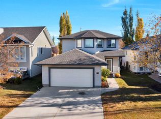 19 W Lang Close, Red Deer, AB T4R3N3