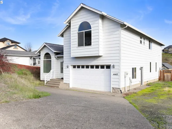 4467 Melody Ln, Roseburg, OR 97471
