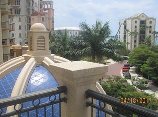 464 Golden Gate Point #402, Sarasota, FL 34236