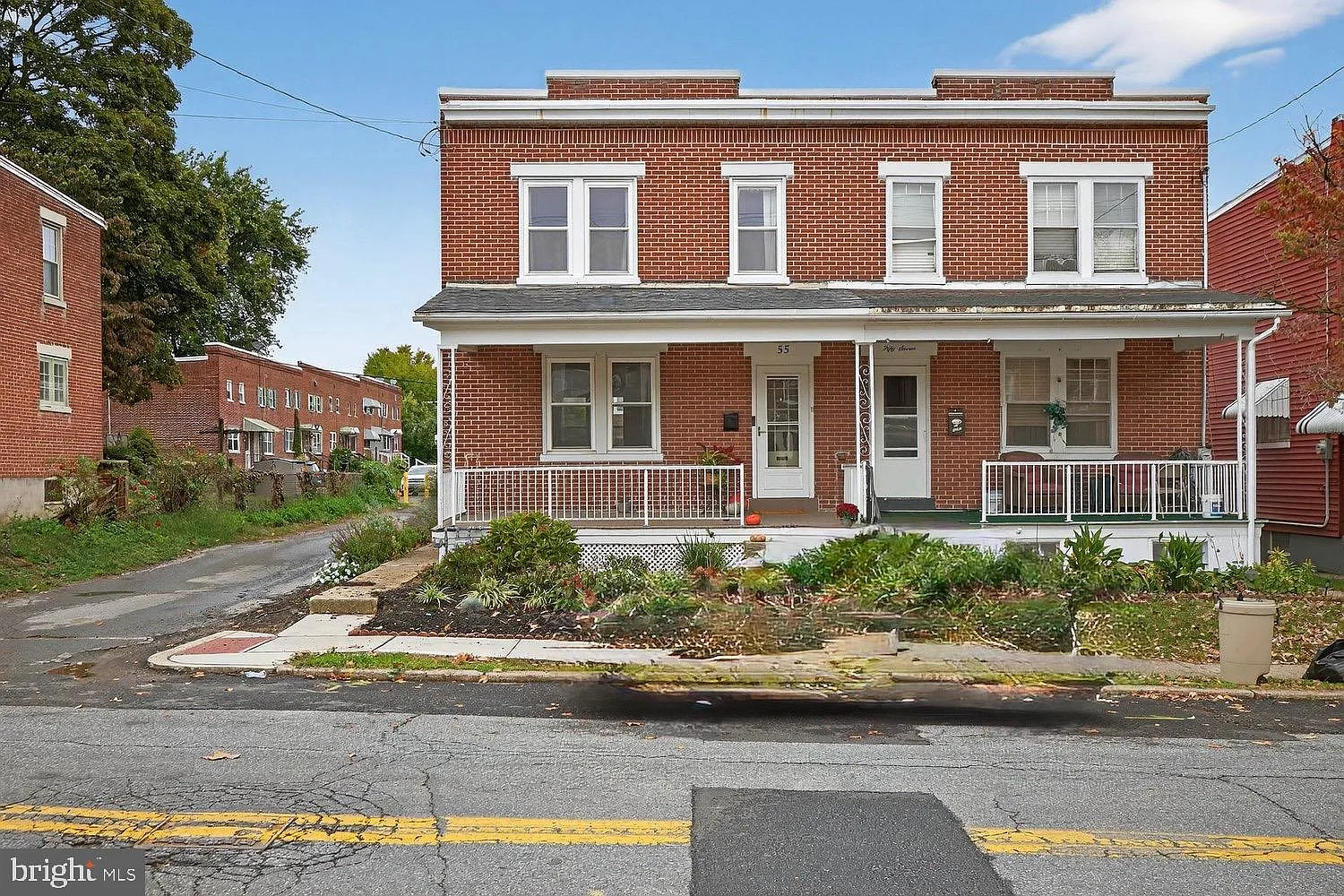 55 S Pearl St photo 1