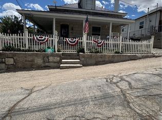 191 S Booker St, Tonopah, NV 89049