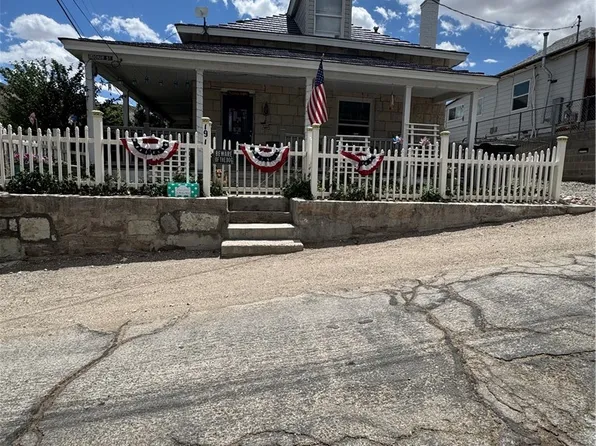 191 S Booker St, Tonopah, NV 89049