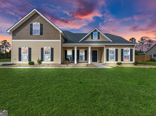 211 Bulkhead Dr, Kingsland, GA 31548