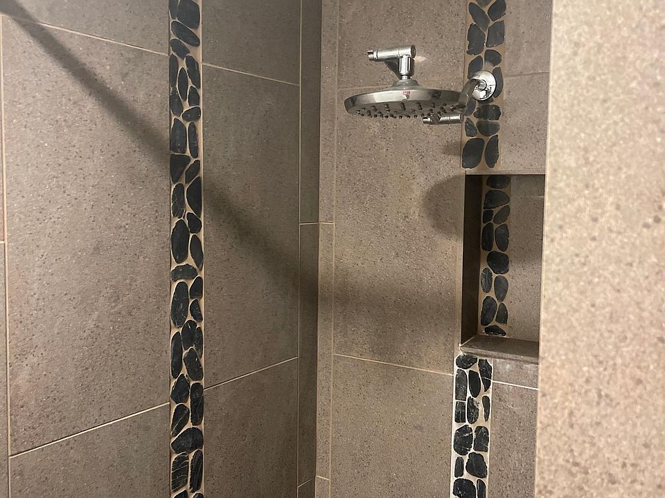 1st image of 1425 E Sanson Ave #1425