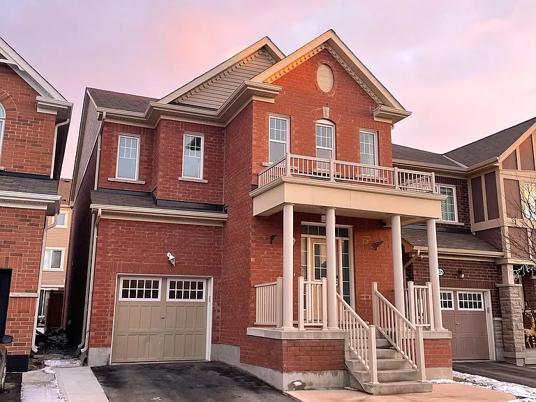 33 Bannister Cres — Photo 3