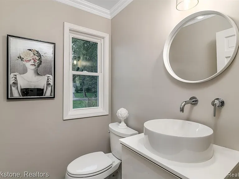 165 Woodedge Dr — Photo 28