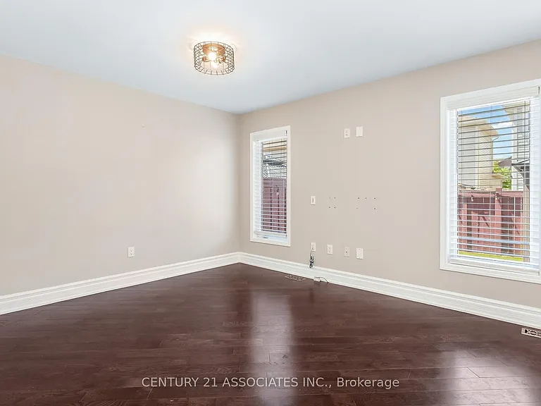 362 Cavanagh Ln — Photo 12