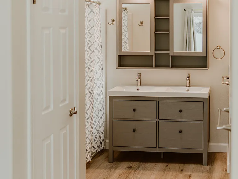 Master bath
