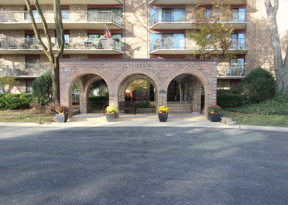 1st image of 35 S Baybrook Dr Unit 307