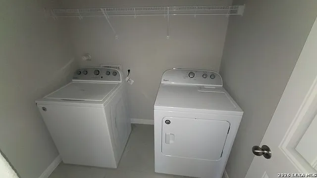 10335 Midsummer Mdws — Photo 3