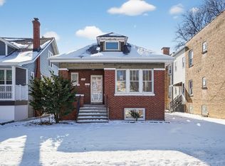 5653 W Leland Ave, Chicago, IL 60630