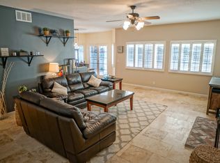 28541 Avocado Pl, Santa Clarita, CA 91390