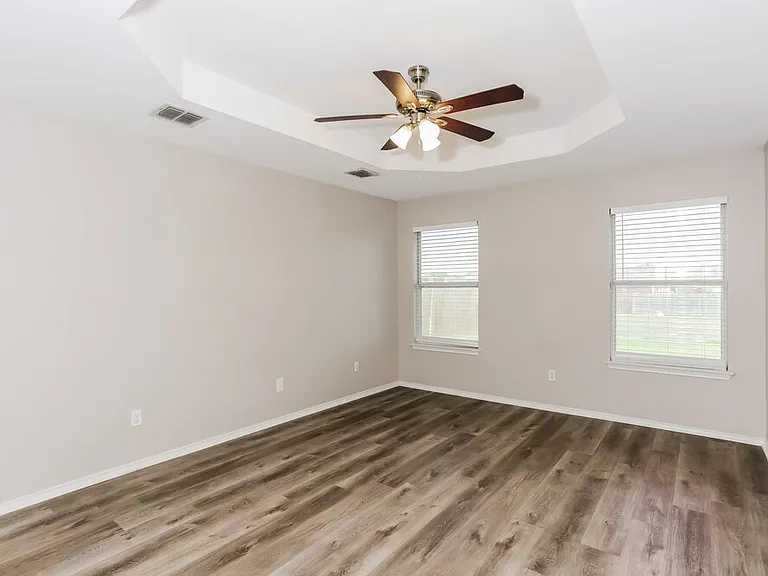 950 Silver Streak Dr — Photo 12