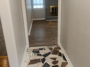 3561 W Big Bend Dr, Memphis, TN 38116