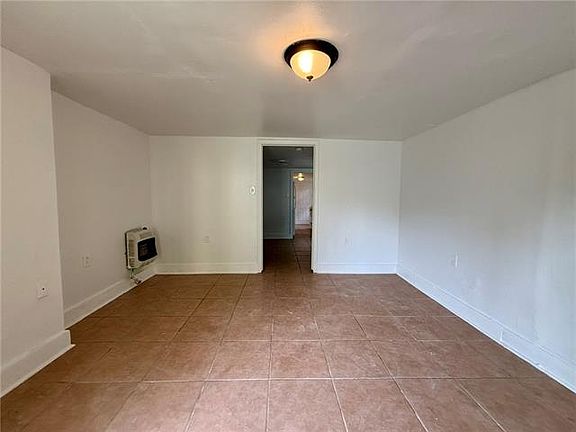 3rd image of 2302 Jena St