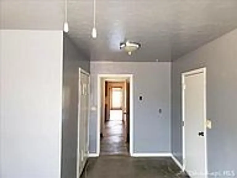 20351 Tamarac Dr — Photo 7