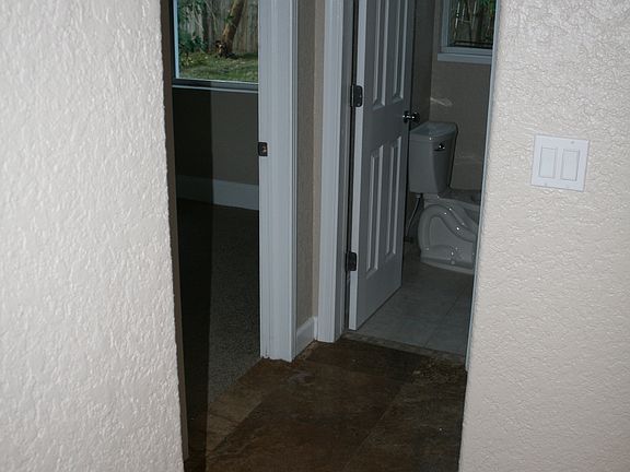 4th image of 3011 W Meadow St