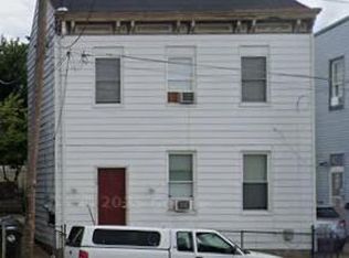 110 W 7th St APT 2, Newport, KY 41071